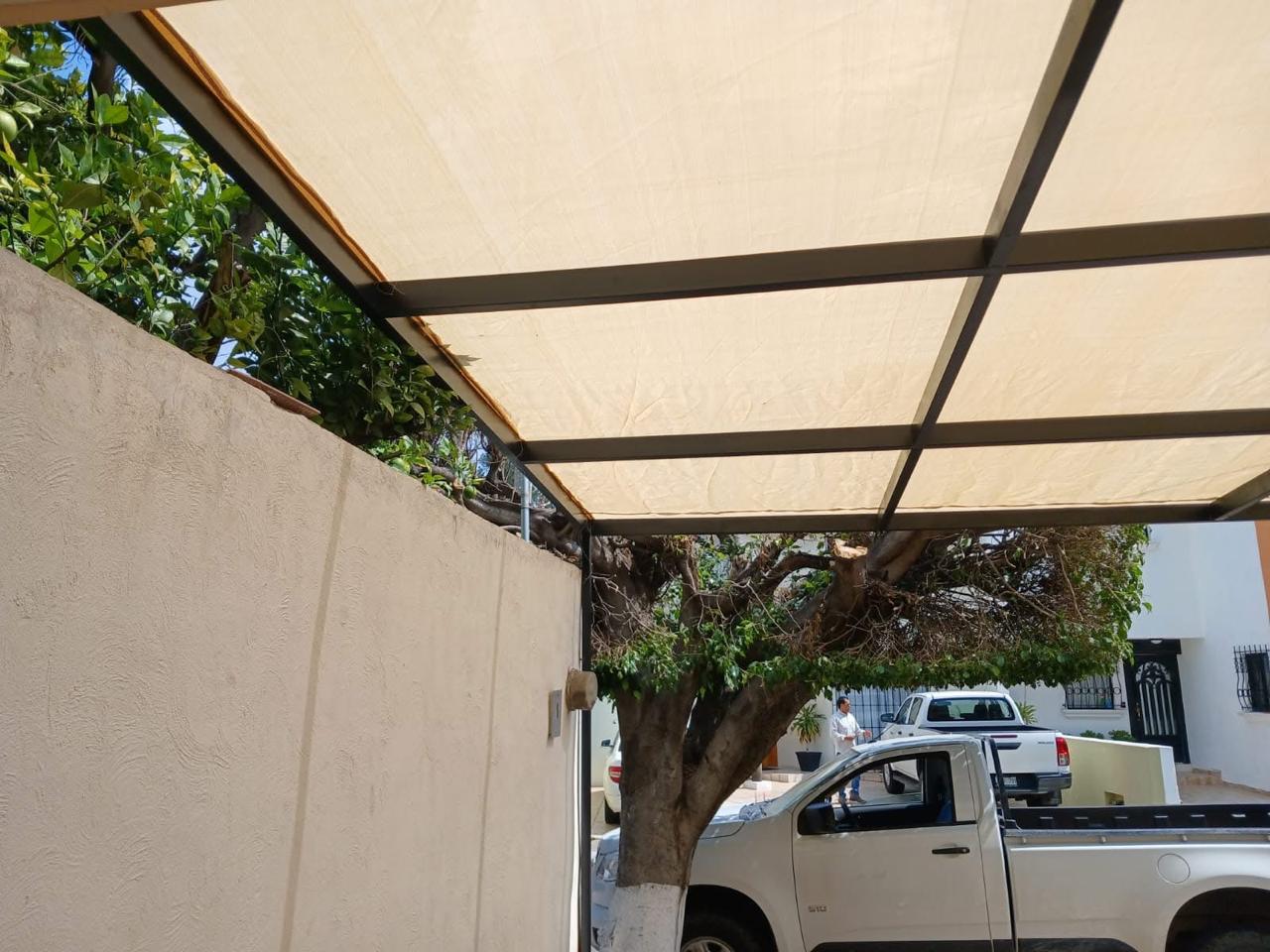 Malla Sombra de Alta Calidad - Protección Solar Profesional